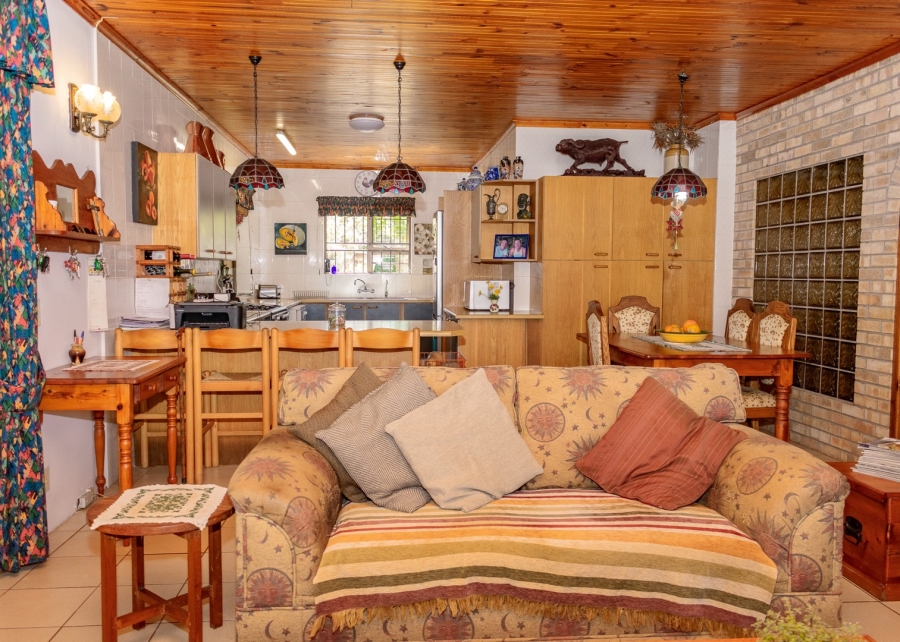 8 Bedroom Property for Sale in Colleen Glen Eastern Cape